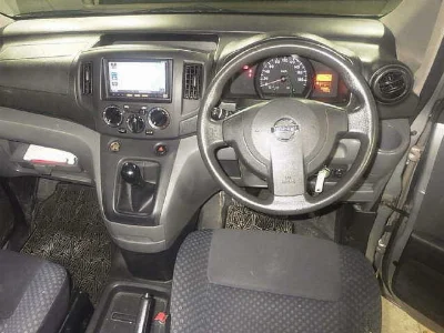 NISSAN NV200