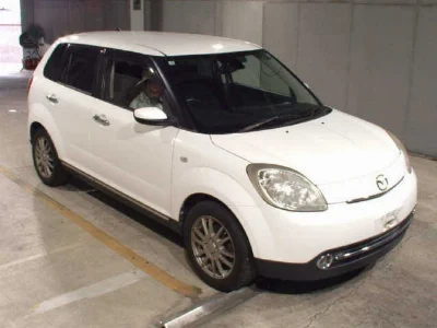 MAZDA VERISA