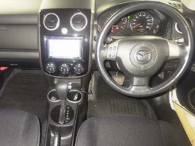 MAZDA VERISA