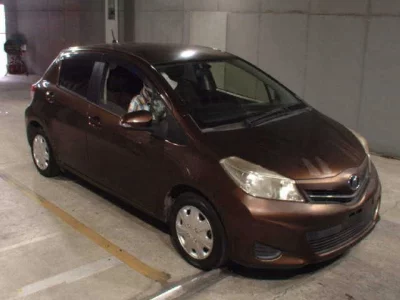 TOYOTA VITZ