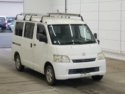 TOYOTA TOWN ACE VAN