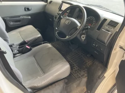 TOYOTA TOWN ACE VAN