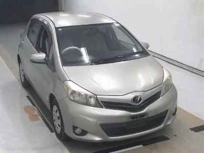 TOYOTA VITZ