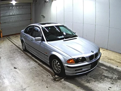 BMW 3 SERIES