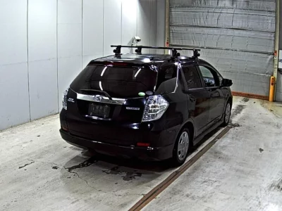 HONDA FIT SHUTTLE