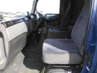 MITSUBISHI FUSO