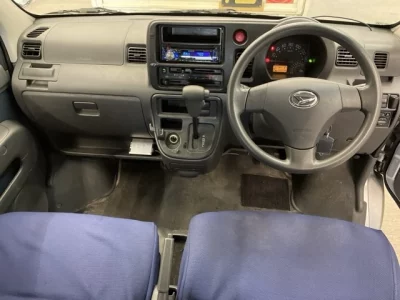 DAIHATSU HIJET VAN