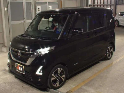 NISSAN ROOX