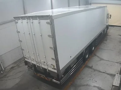 NISSAN UD