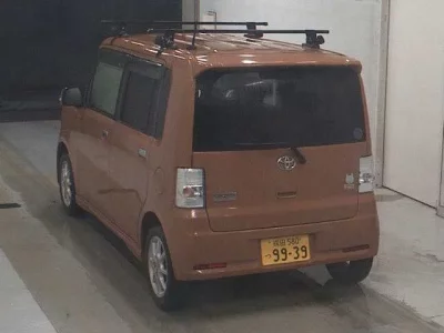 TOYOTA PIXIS SPACE