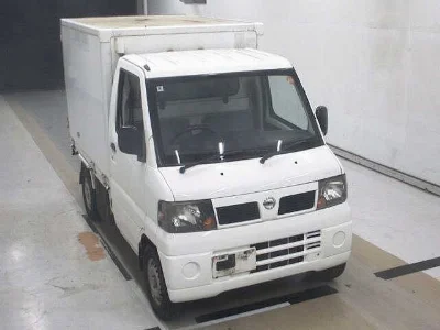 NISSAN CLIPPER TRUCK