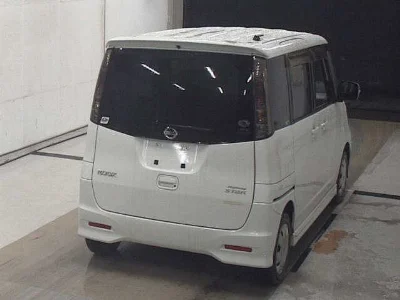 NISSAN ROOX