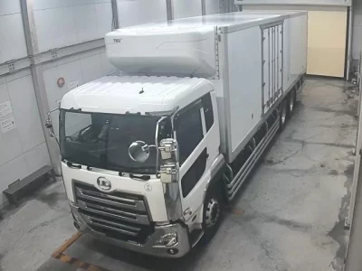 NISSAN UD