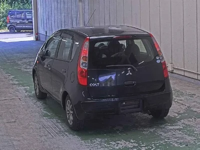 MITSUBISHI COLT