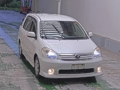 TOYOTA RAUM