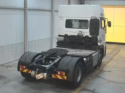 NISSAN UD