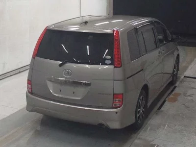 TOYOTA ISIS