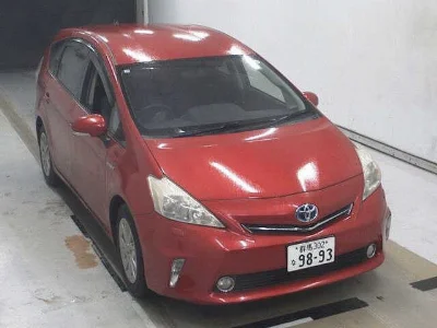 TOYOTA PRIUS ALPHA