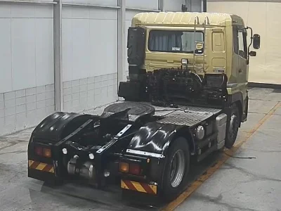 NISSAN UD
