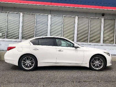 NISSAN SKYLINE