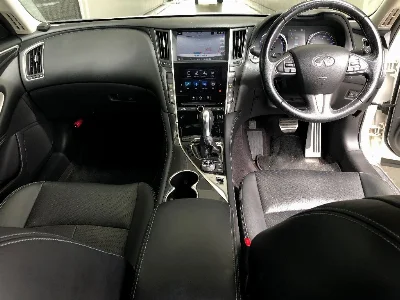 NISSAN SKYLINE