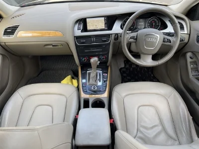 AUDI A4 AVANTE