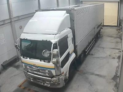NISSAN UD