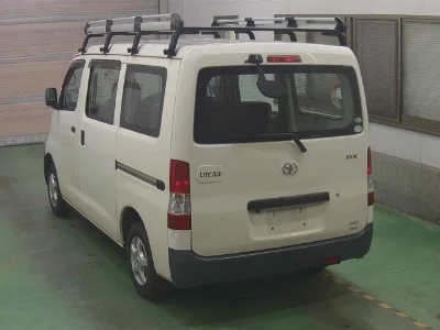 TOYOTA LITE ACE VAN