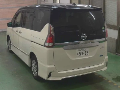 NISSAN SERENA