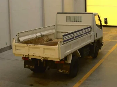 MITSUBISHI CANTER
