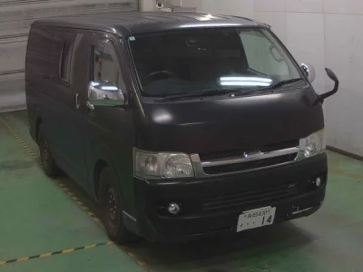 TOYOTA REGIUS VAN