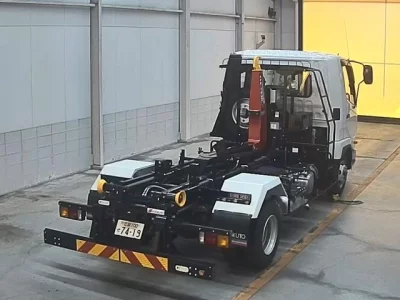 MITSUBISHI FUSO FIGHTER
