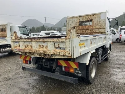 MITSUBISHI FUSO FIGHTER