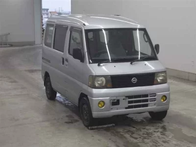 NISSAN CLIPPER VAN