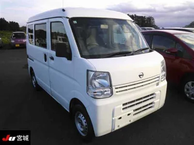 NISSAN CLIPPER VAN