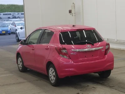 TOYOTA VITZ
