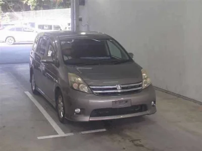 TOYOTA ISIS