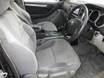 TOYOTA HILUX SURF