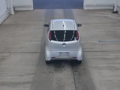 SUBARU R2