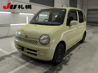 DAIHATSU MOVE LATTE
