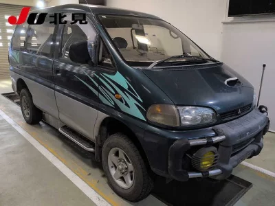 MITSUBISHI DELICA