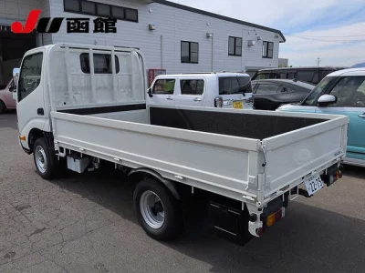 TOYOTA DYNA