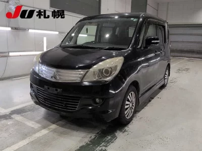 MITSUBISHI DELICA D2