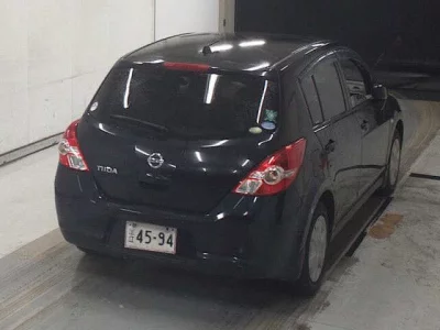 NISSAN TIIDA