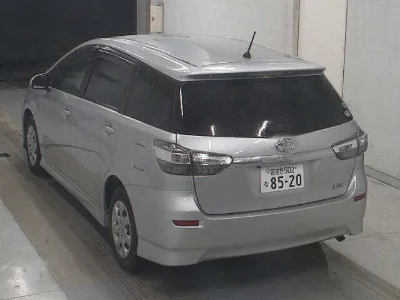 TOYOTA WISH