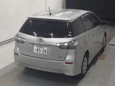 TOYOTA WISH