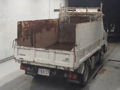 TOYOTA DYNA