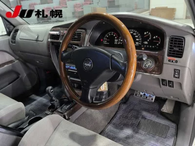 TOYOTA HILUX SURF