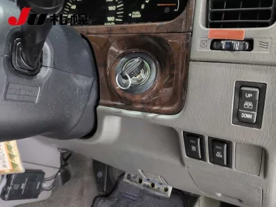 TOYOTA HILUX SURF