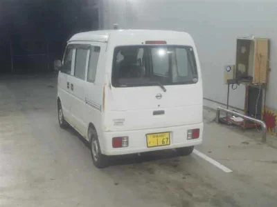 NISSAN CLIPPER VAN